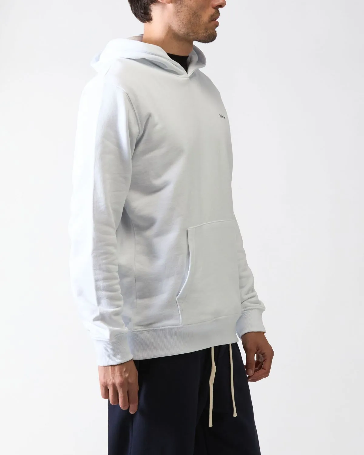 Felpa con cappuccio di colore bianco