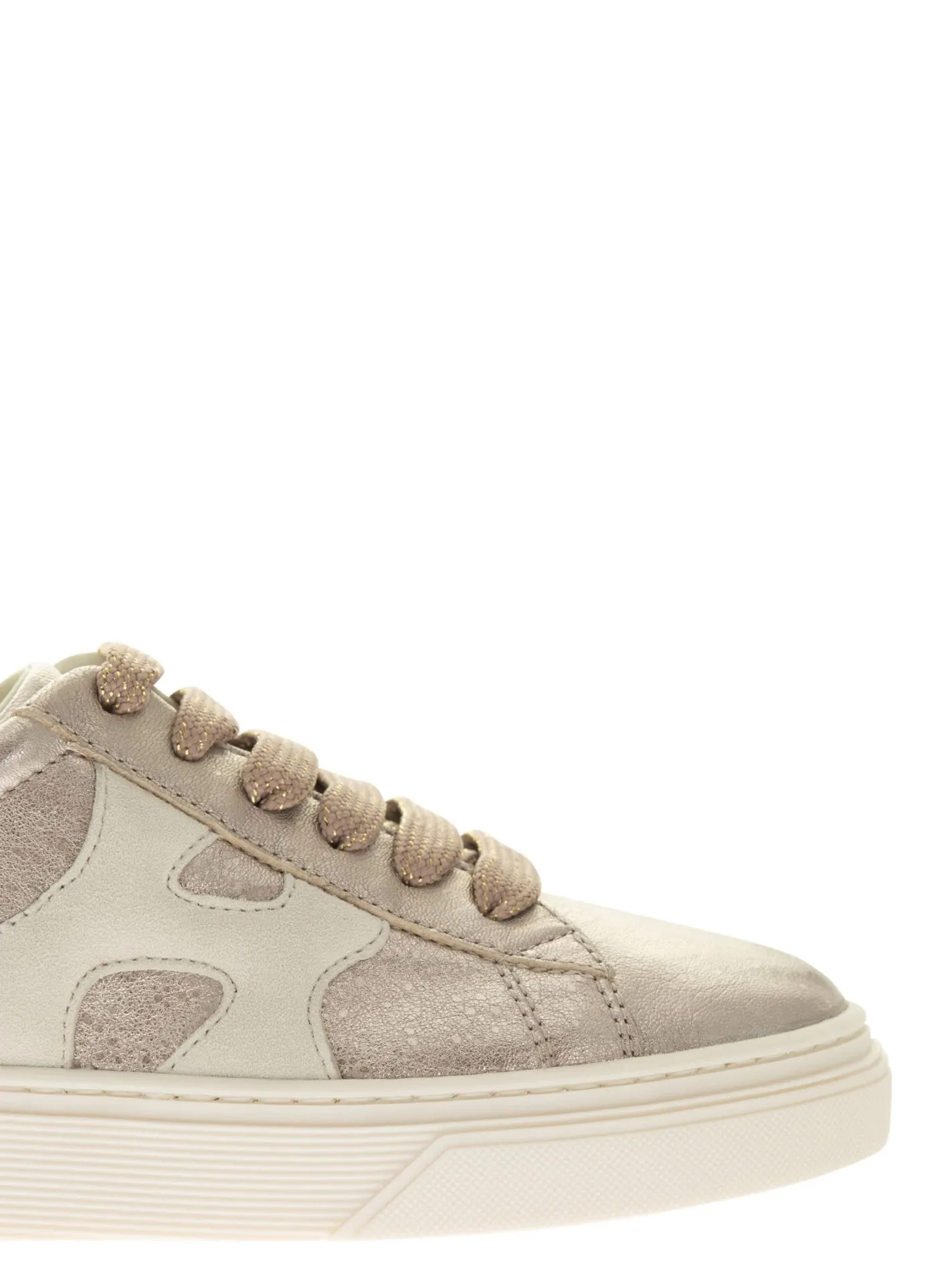 J340 – Sneakers