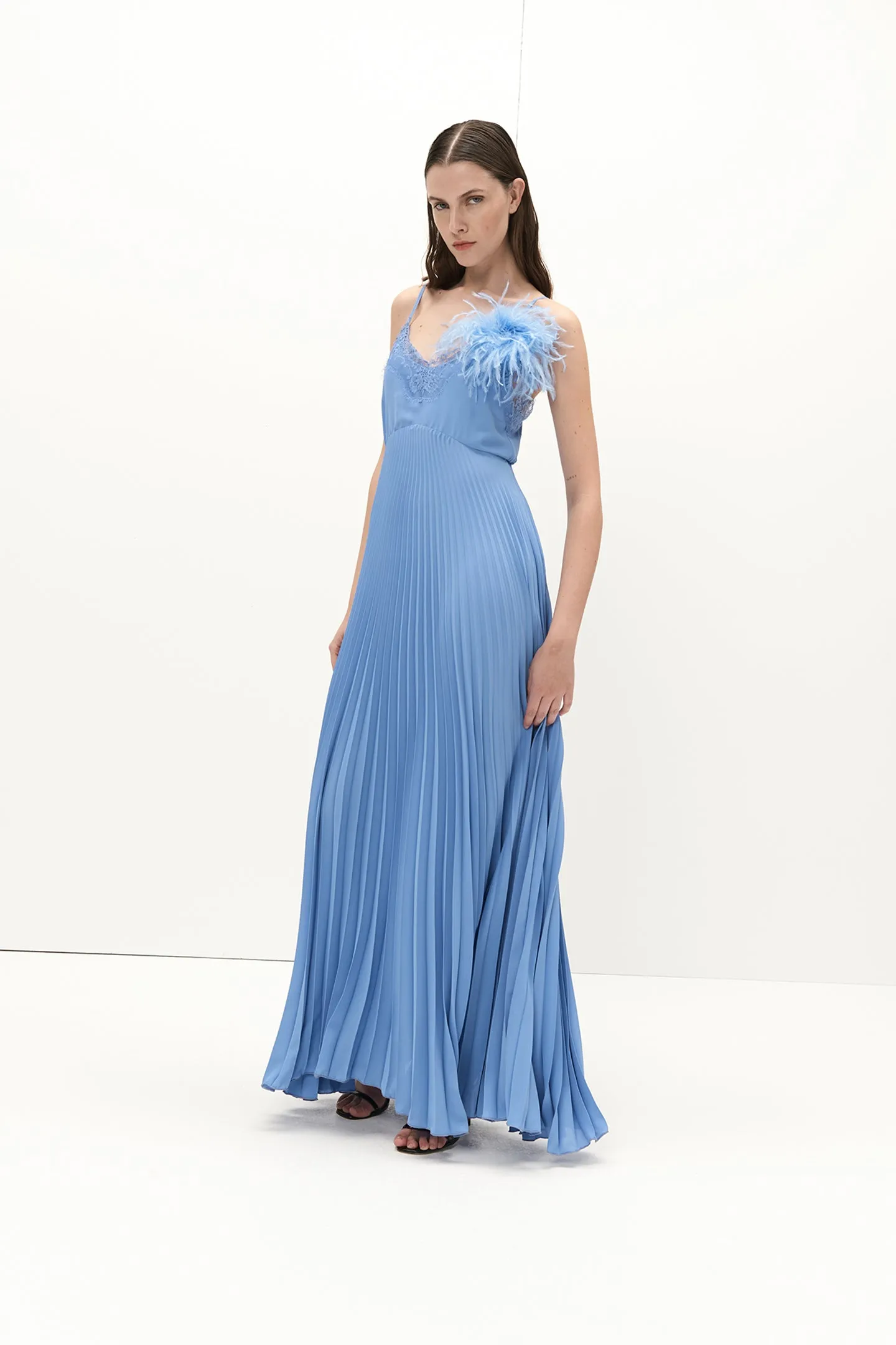 Soallure - ABITO LUNGO PLISETTE+PIZZO CREPE DE CHINE azzurro